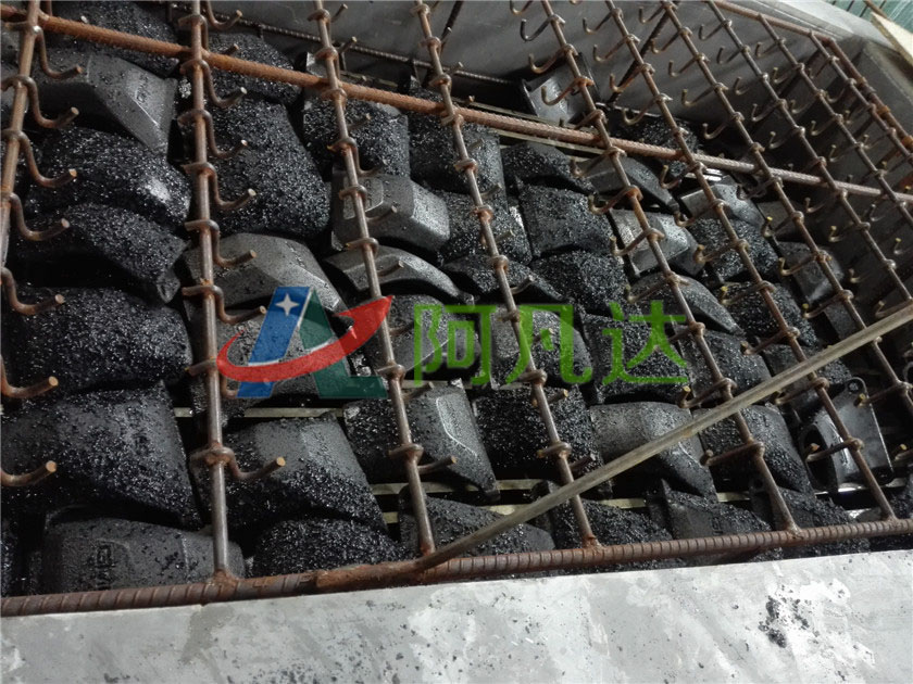 工件使用蘑菇TV官方网页版永久版脫漆現場照片