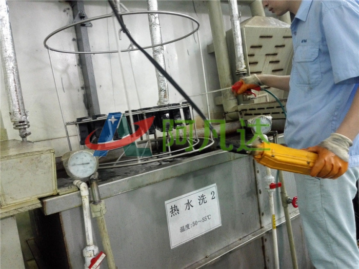 噴漆霧凝劑廣泛應用於噴漆房水循環係統